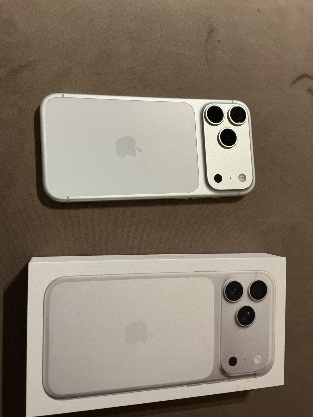 iPhone 17 Pro Max Zo goed als nieuw, Ophalen of Verzenden, Zo goed als nieuw, 128 GB