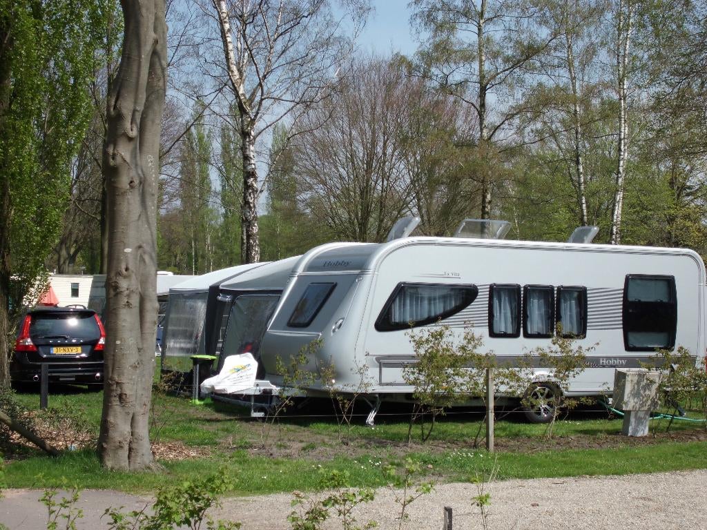 Prachtige Hobby La Vita Veneto 545 KMF bj 2010, Caravans en Kamperen, Caravans, Rondzit, Hobby, 7 tot 8 meter, Particulier