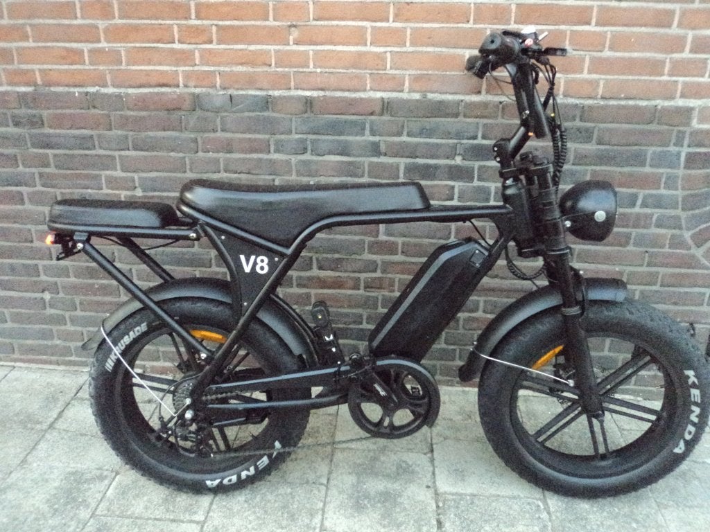 Fatbike V8, Fietsen en Brommers, Minder dan 30 km per accu, Zo goed als nieuw, 59 cm of meer, Ophalen