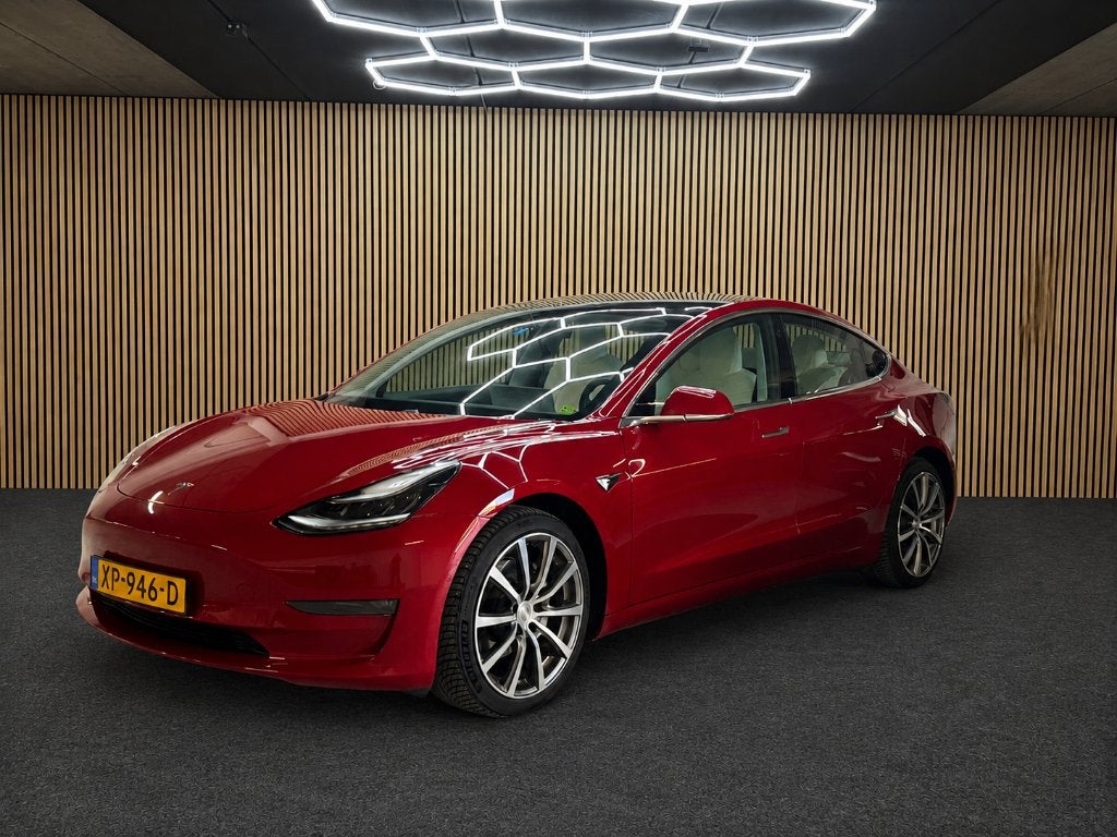 Tesla Model 3 2019 LR Dual Motor Rood - FSD, 440 PK, Ideal, Auto's, Tesla, Automaat, 0 cilinders, 1831 kg, Parkeerassistent