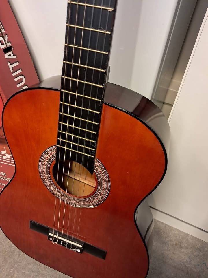 Klassieke gitaar 101 cm - Nieuw in doos, Ophalen, Zo goed als nieuw, Klassieke of Spaanse gitaar