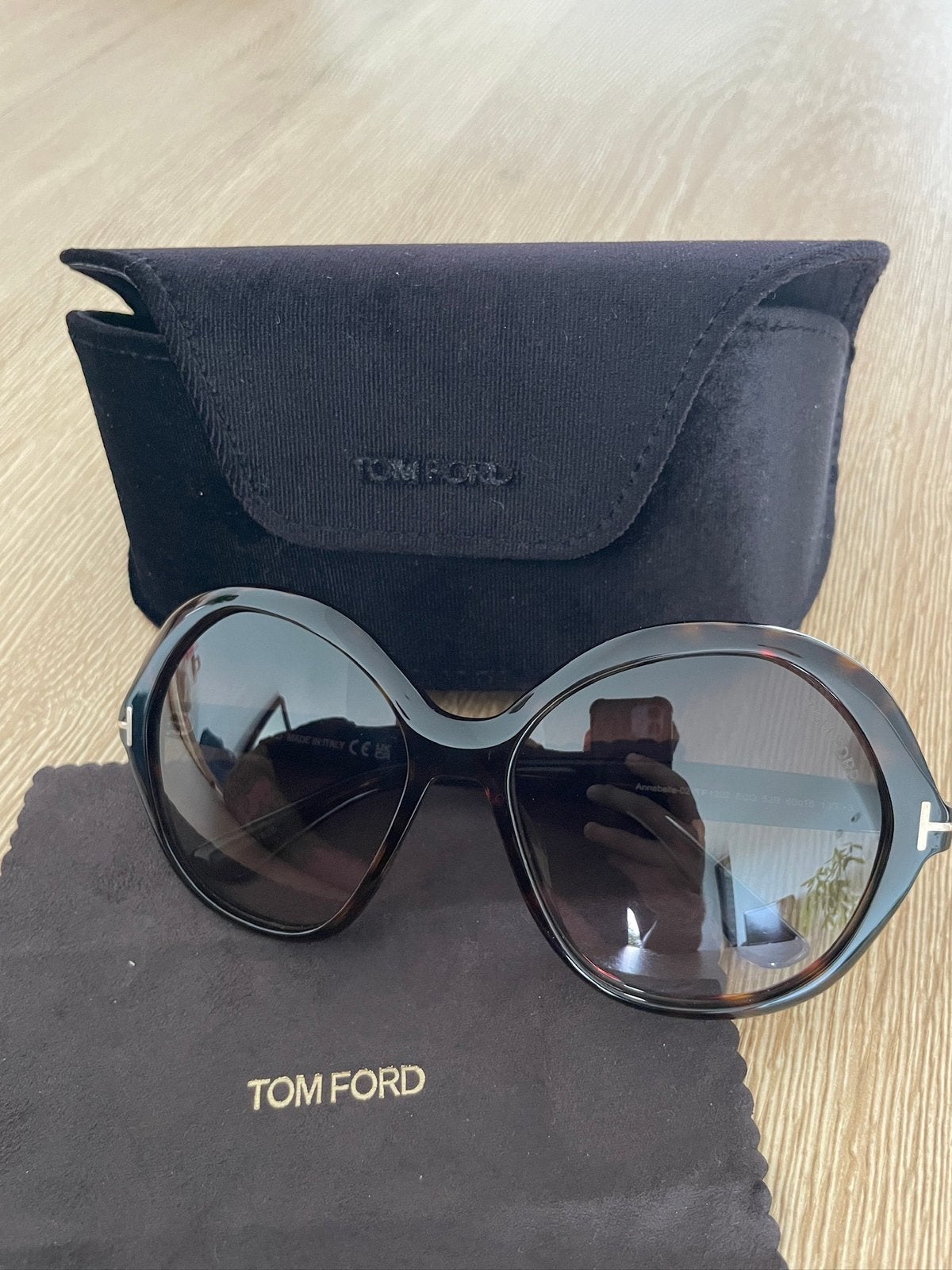 Tom Ford Zonnebrillen, Sieraden, Tassen en Uiterlijk, Zonnebrillen en Brillen | Dames, Ophalen of Verzenden, Zo goed als nieuw