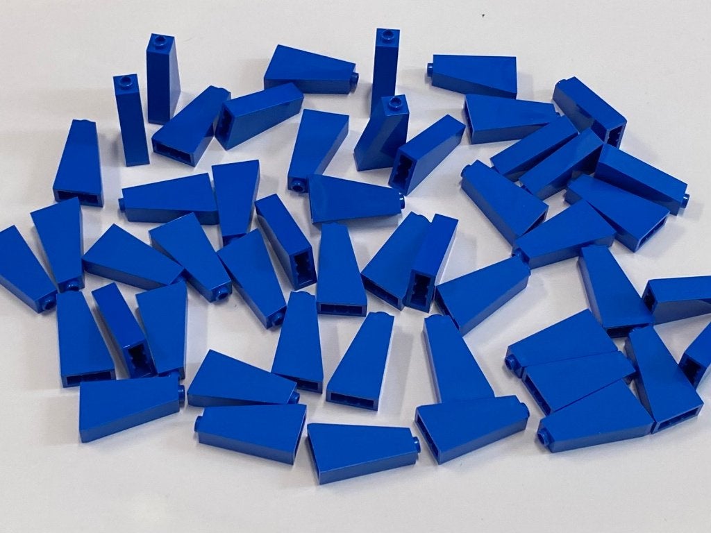Partij 50x nieuwe 2x1x3 Lego dakpannen in diverse kleuren, Overige thema's, Lego, Nieuw, Ophalen of Verzenden