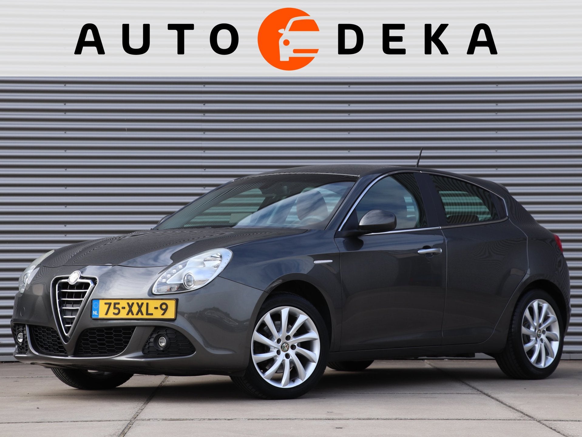 Alfa Romeo Giulietta 1.4 T Distinctive Automaat *Leder*Navig, Auto's, Euro 5, Automatische klimaatregeling, 4 cilinders, 19 km/l