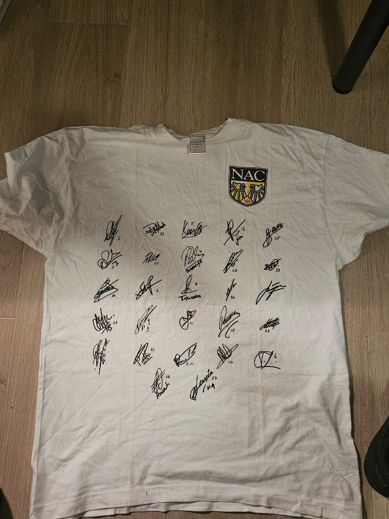 Shirt NAC met handtekeningen selectie, Stedman, Maat 52/54 (L), Ophalen of Verzenden, Voetbal