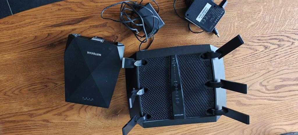 NETGEAR Nighthawk X6 AC2200 Tri-band WiFi Range Extender, Computers en Software, Routers en Modems, Ophalen of Verzenden, Gebruikt