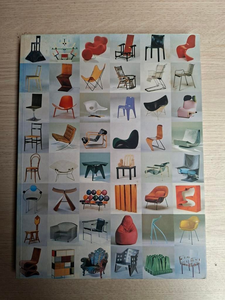 100 Masterpieces Vitra Design Museum Collectie - Nieuwstaat, Boeken, Ophalen, Nieuw, Overige onderwerpen, Alexander von Vegesack