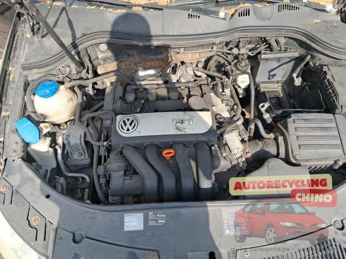 Motor van een Volkswagen Passat, Ophalen, Gebruikt, -, Volkswagen