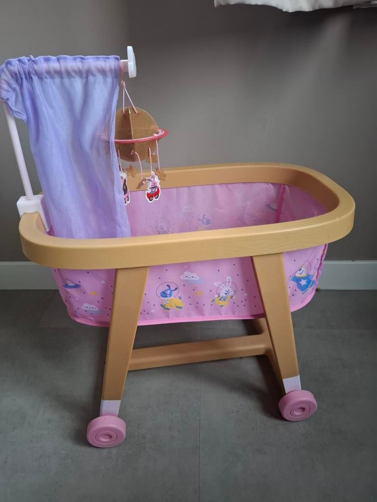 Baby Born poppen wiegje met hemeltje, Ophalen, Zo goed als nieuw, Babypop