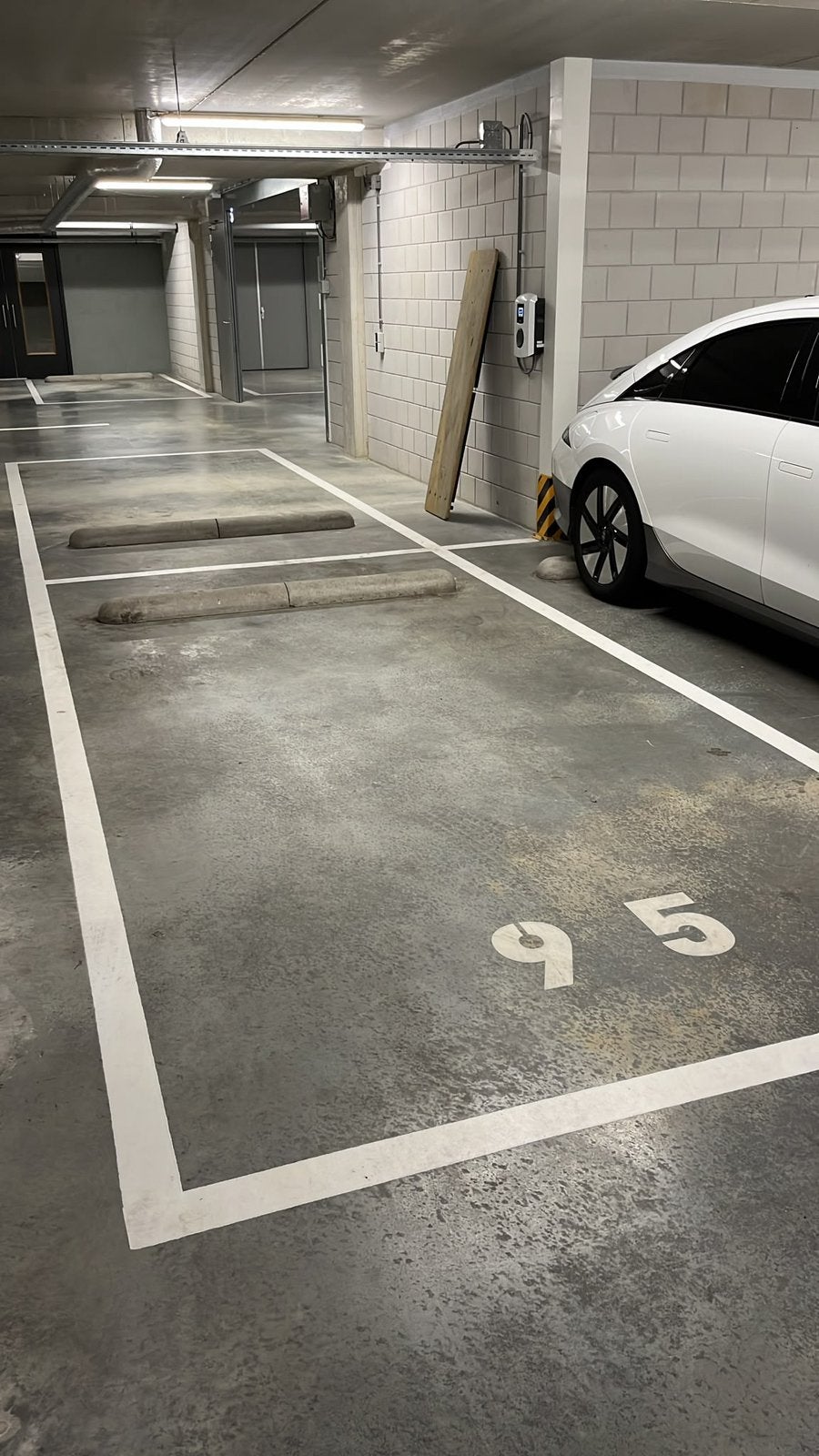 Parkeerplaats Amsterdam-Noord in Republica, Amsterdam