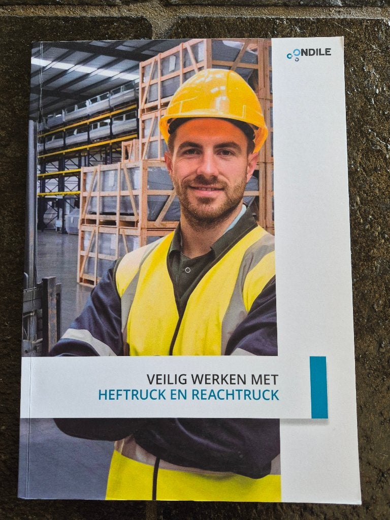 studieboek veilig werken met heftruck en reachtruck, Ophalen, Beta, Zo goed als nieuw, MBO