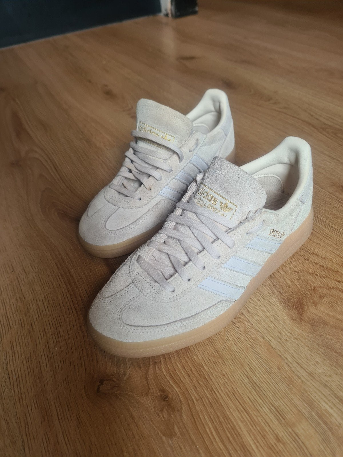 Adidas Handball Spezial (beige/wit suède) - Maat 37.5, Ophalen of Verzenden