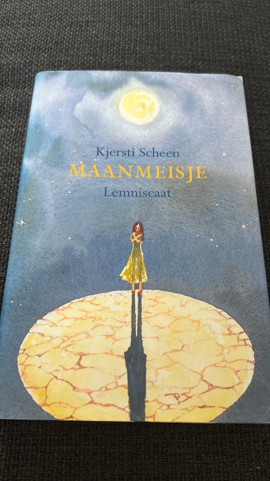 Kjersti Scheen - Maanmeisje, Ophalen of Verzenden, Gelezen