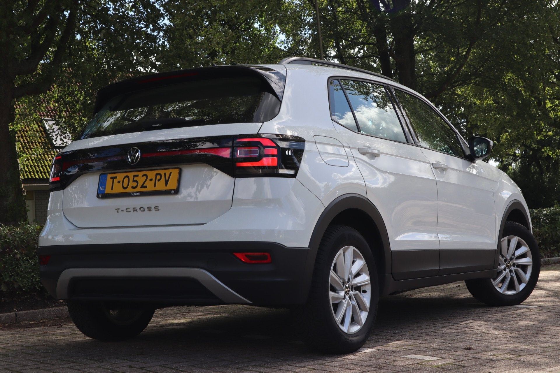 Volkswagen T-Cross 1.0 TSI Life | Carplay | ACC | (bj 2023), Voorwielaandrijving, T-Cross, Gebruikt, Euro 6