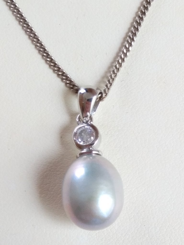 zilveren KETTING 39 cm, en HANGER met Parel en witte Saffier, Sieraden, Tassen en Uiterlijk, Ophalen of Verzenden, Zo goed als nieuw