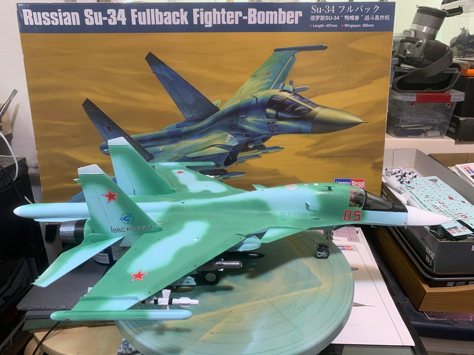Russian SU-34 Fullback Fighter-Bomber schaal 1:48 gebouwd, Hobby en Vrije tijd, Modelbouw | Vliegtuigen en Helikopters, Ophalen of Verzenden