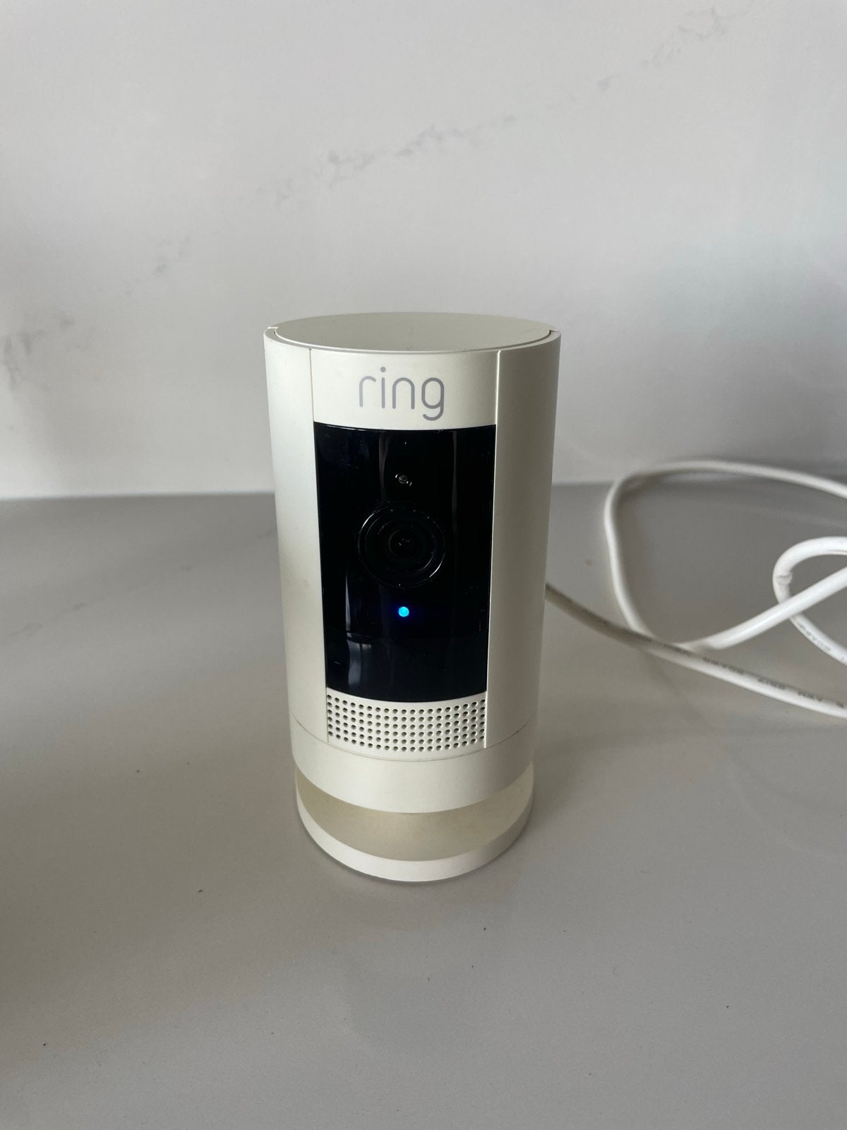 Ring Indoor Cam 2e generatie - Compacte Beveiligingscamera, Ophalen of Verzenden, Zo goed als nieuw, Binnencamera