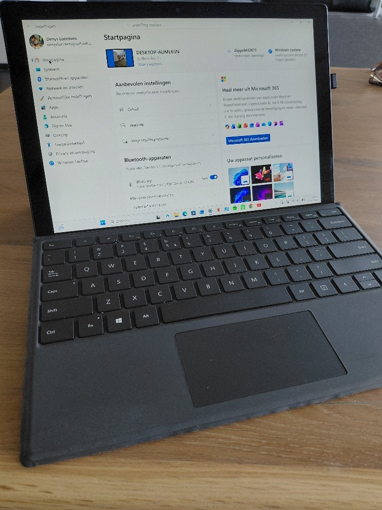 Surface Pro+     W11, Computers en Software, 256 GB, 2 tot 3 Ghz, Qwerty, Verzenden