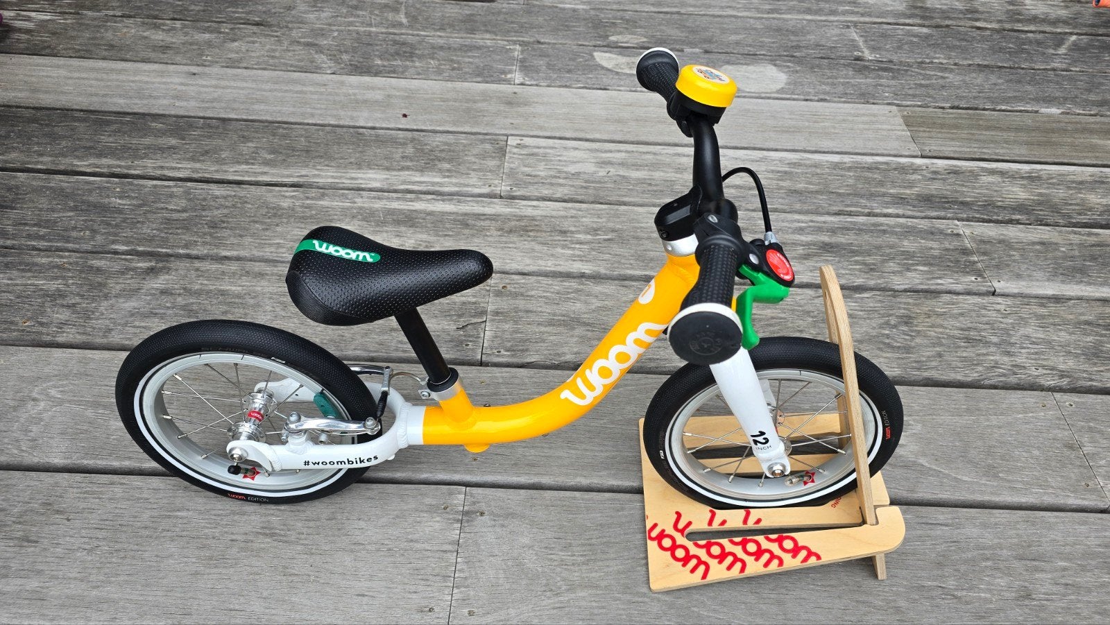 Woom 1 Loopfiets Geel - 12 inch - Nog 7 jaar garantie, Ophalen, Velgrem, Woom, Minder dan 16 inch