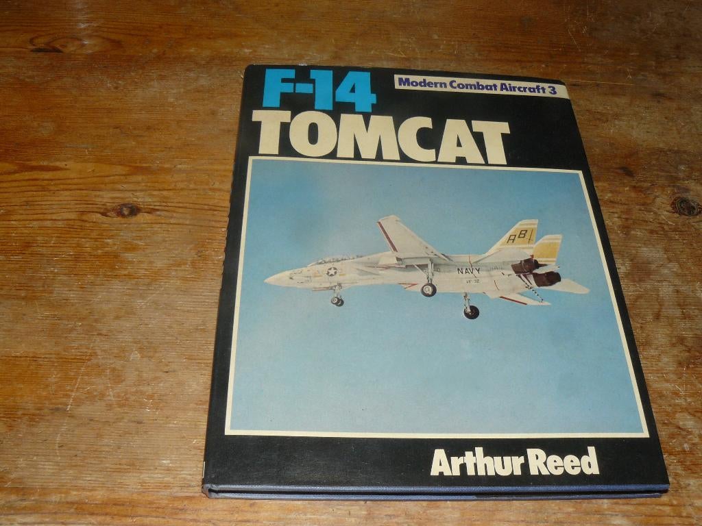F-14 Tomcat (USAF Marine straaljager, profiel/fotoboek), Ophalen of Verzenden, Zo goed als nieuw, Boek of Tijdschrift