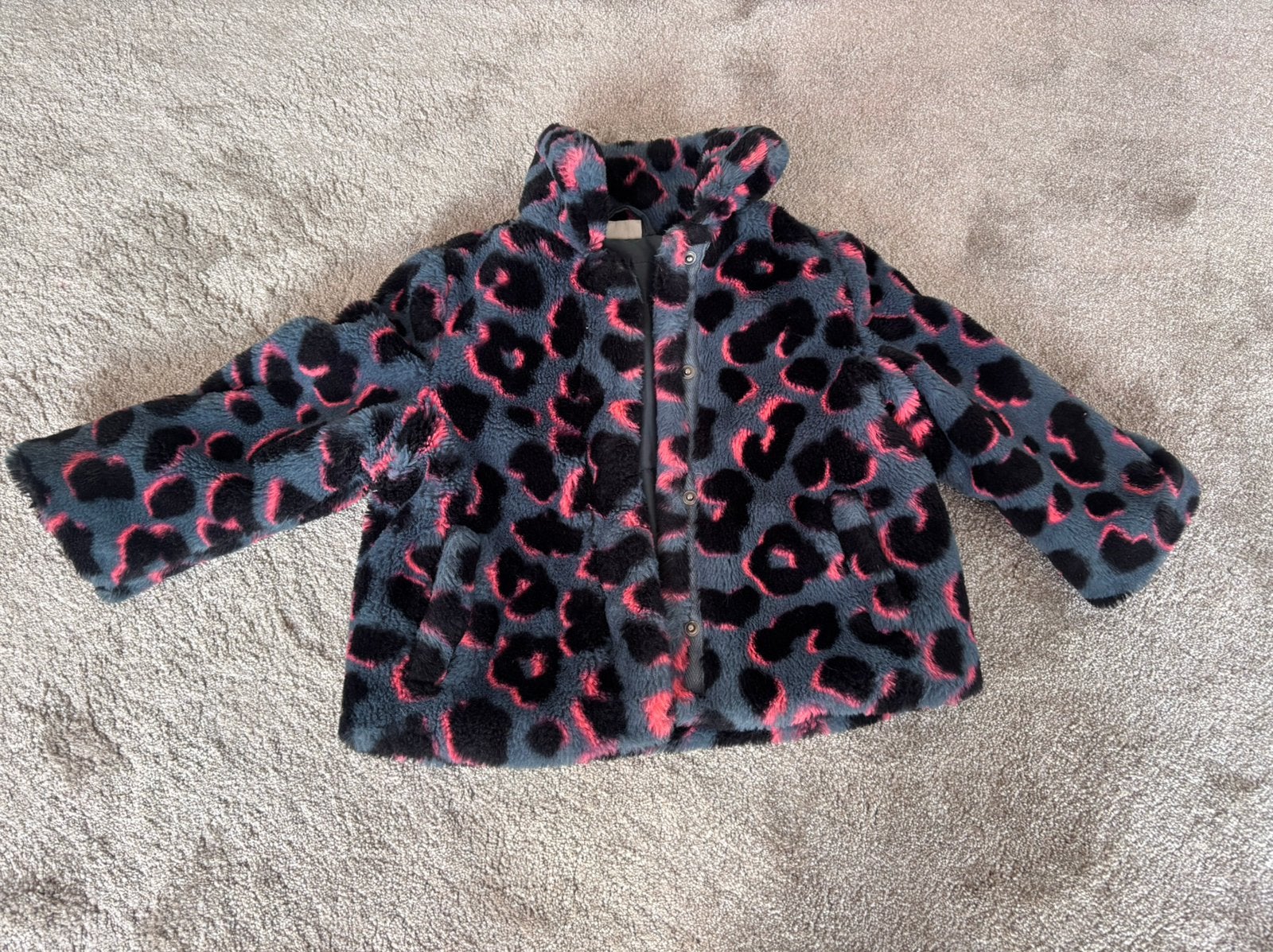 Bontjas grijs zwart roze maat 86-92 Hema fluffy, Ophalen of Verzenden, Zo goed als nieuw, Meisje