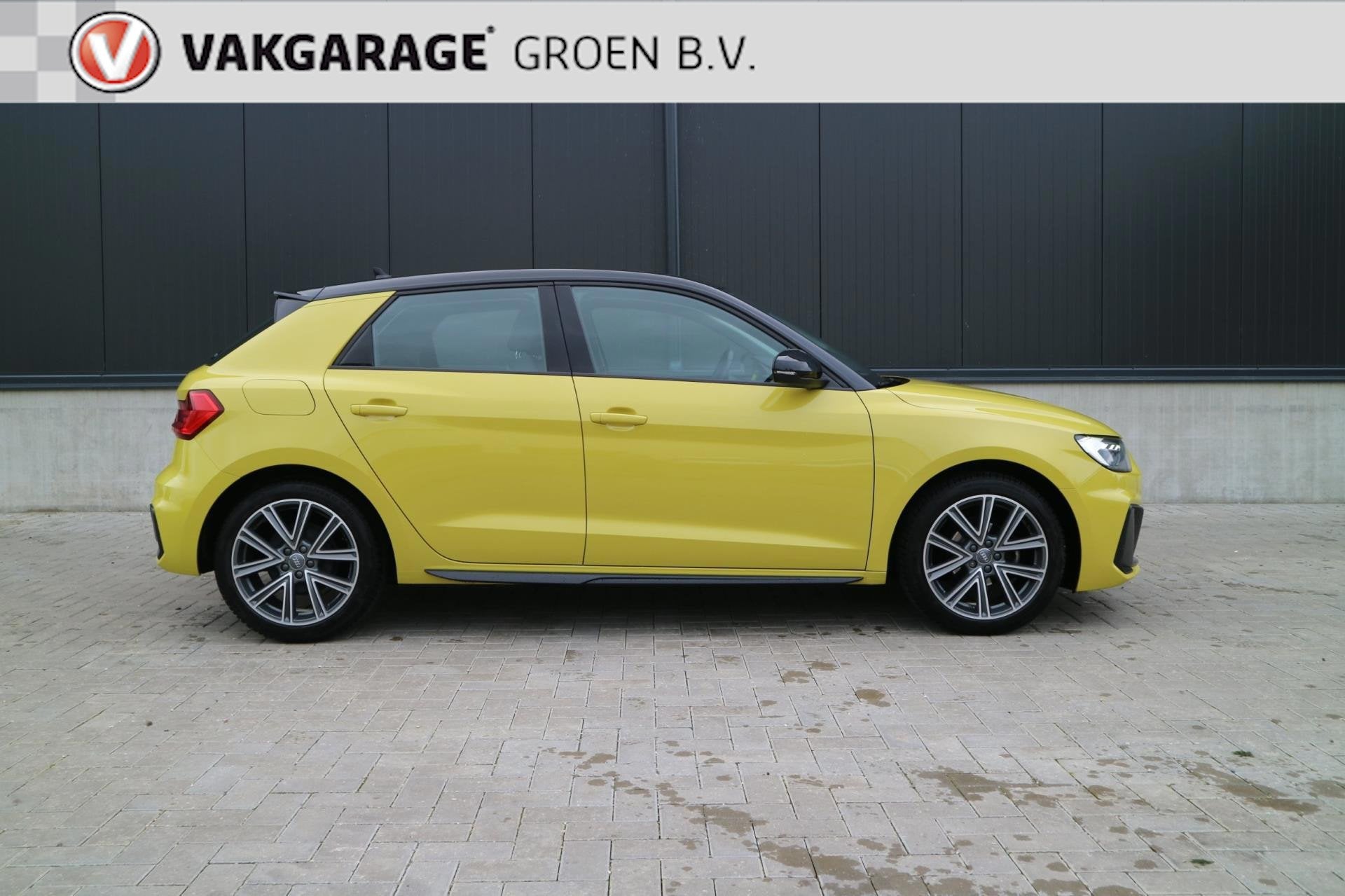 Audi A1 Sportback 25 TFSI 95pk S-line / 17"lm.velgen/ cruise, Voorwielaandrijving, Stof, 95 pk, 49 €/maand