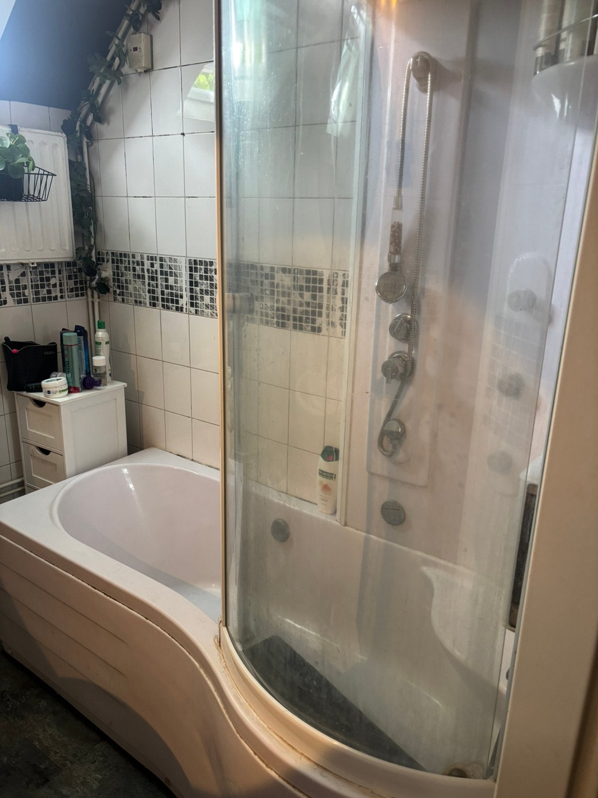 Douchecabine met bad. Voor kleine badkamers, Ophalen of Verzenden, Gebruikt, Met douche