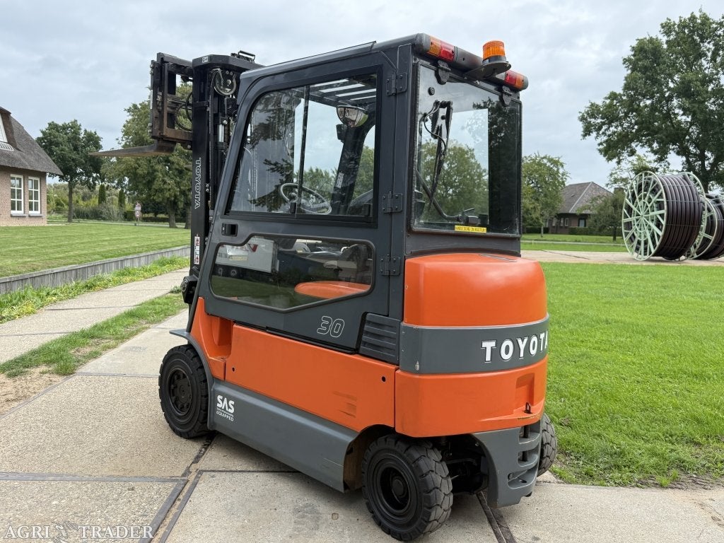 Toyota 7FBMF30 triplo 500cm freelift Sideshift vorkverstelle, Zakelijke goederen, Heftruck, Ophalen of Verzenden, Toyota, Kievitsham 48 Hoenzadriel
