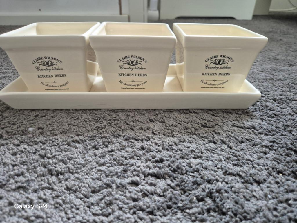 Claire Wilson's plantenpotjes, Ophalen, Overige stijlen