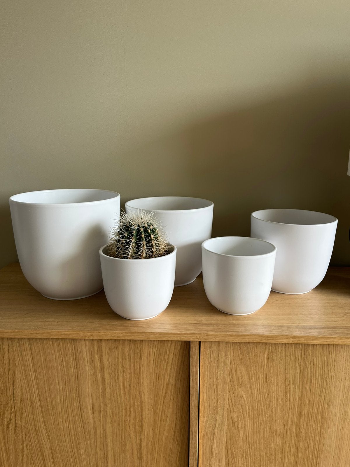 Mica witte bloempotten div maten, Rond, Ophalen of Verzenden, Zo goed als nieuw, Aardewerk