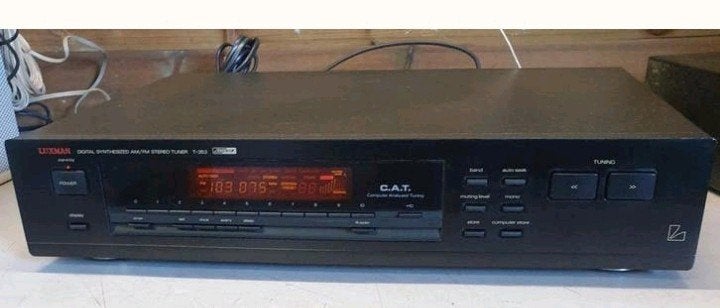 Luxman tuner T-353, Ophalen of Verzenden