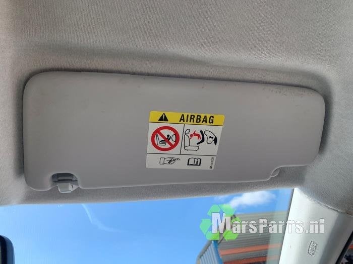 Zonneklep van een Opel Corsa, Auto-onderdelen, Interieur en Bekleding, Gebruikt, -, -, Opel