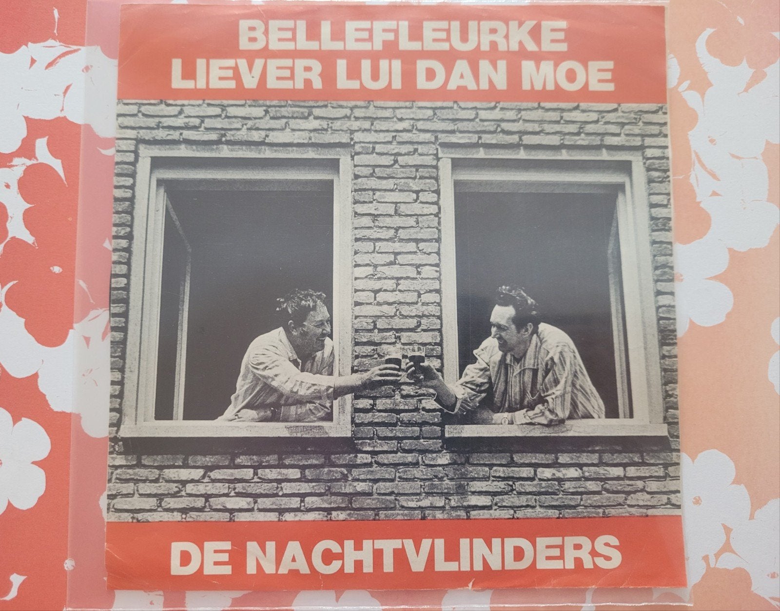 De Nachtvlinders - Bellefleurke - Liever lui dan moe ., Ophalen, Zo goed als nieuw, Overige formaten, Levenslied of Smartlap