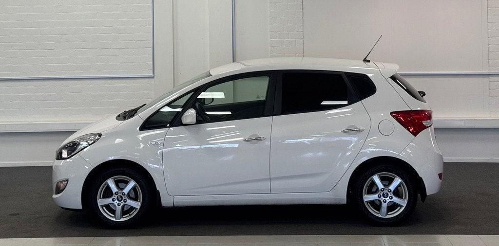 Hyundai Ix20 1.6i i-Motion Parkeerhulp All season banden APK, Auto's, Hyundai, Voorwielaandrijving, Euro 5, Gebruikt, 4 cilinders
