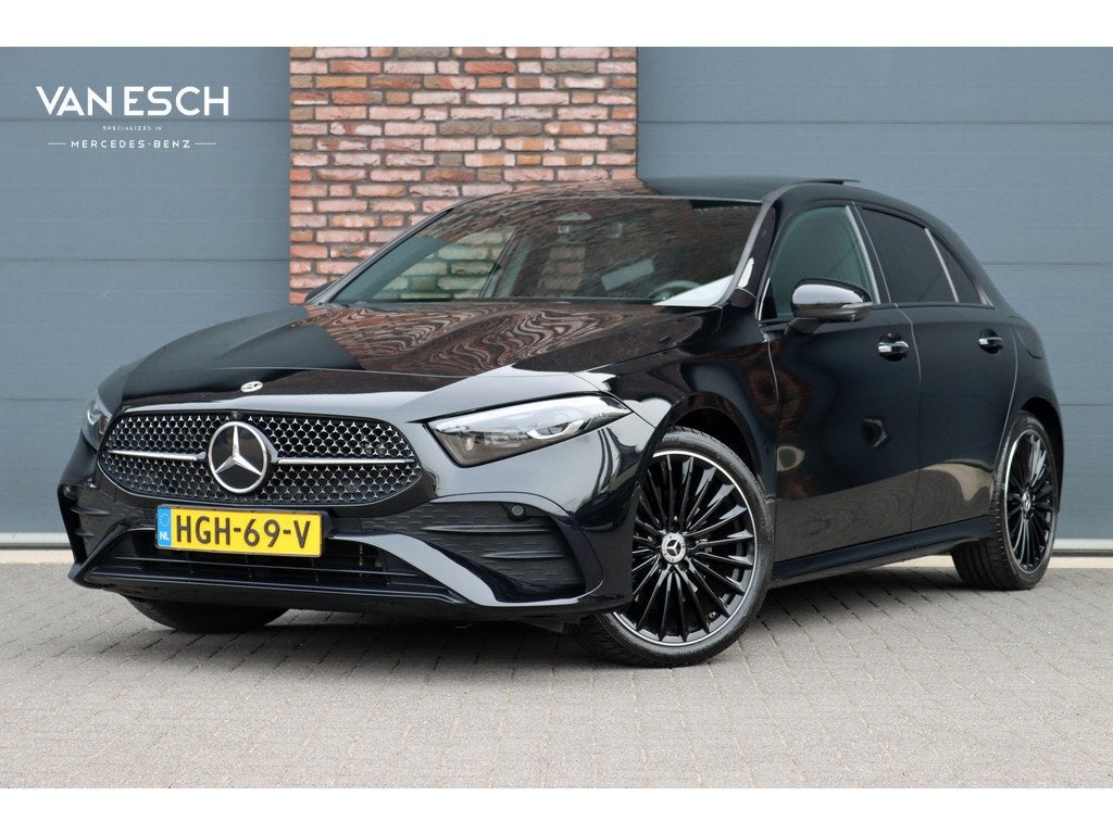 Mercedes-Benz A-Klasse 250 e AMG Line | Facelift | Panoramad, Auto's, Gebruikt, 15 kWh, Overige brandstoffen, Bedrijf