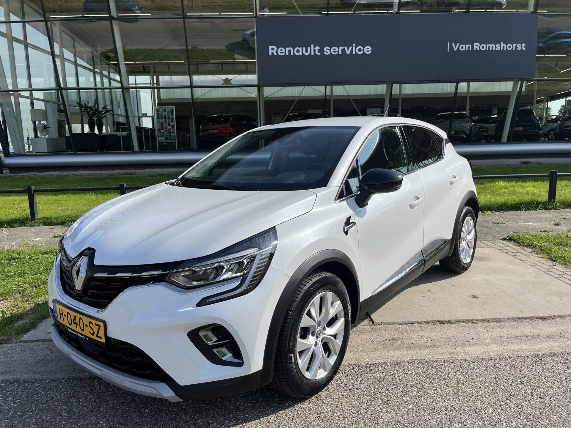 Renault Captur 1.0 TCe 100 Intens / Parkeerhulp A / Climate, Auto's, Voorwielaandrijving, 12 maanden, 101 pk, Gebruikt
