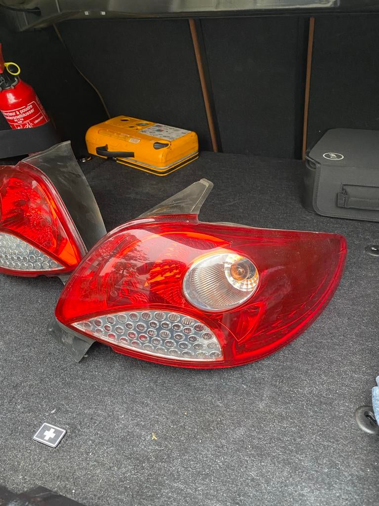 Peugeot achterlichten, Auto-onderdelen, Ophalen of Verzenden, Gebruikt, Peugeot