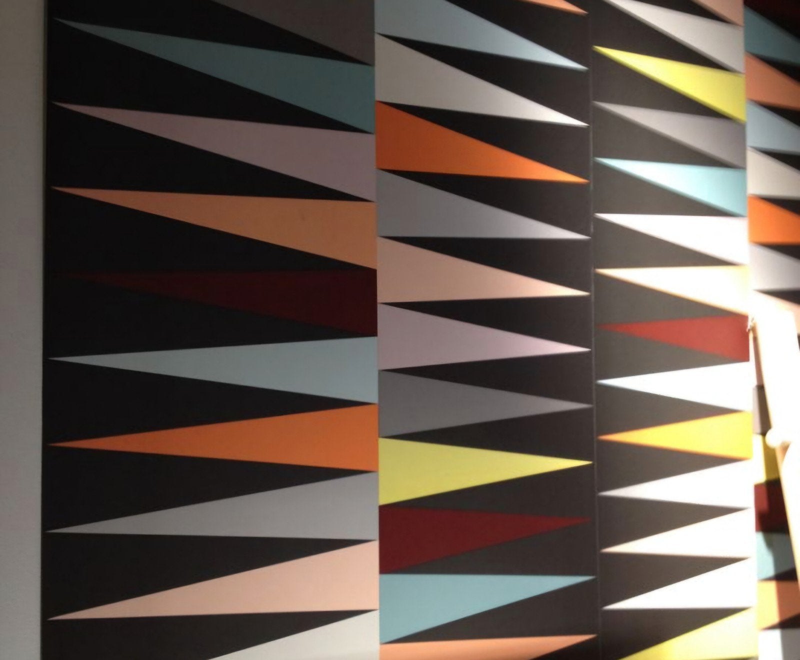 1 rol ikea brãkig  behang 2013 1347 22718, Huis en Inrichting, Stoffering | Behang, Geometrisch, Ophalen of Verzenden, IKEA, Vintage/retro