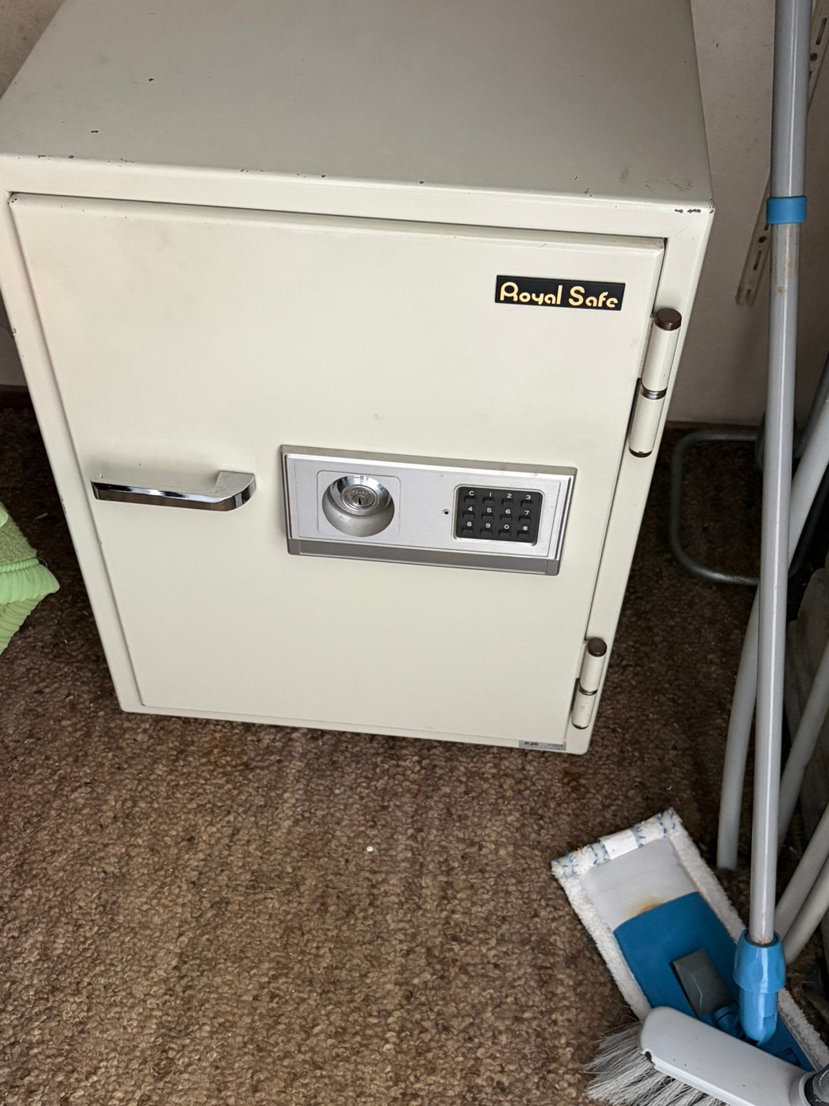 Royal safe kluis, Ophalen, Zo goed als nieuw