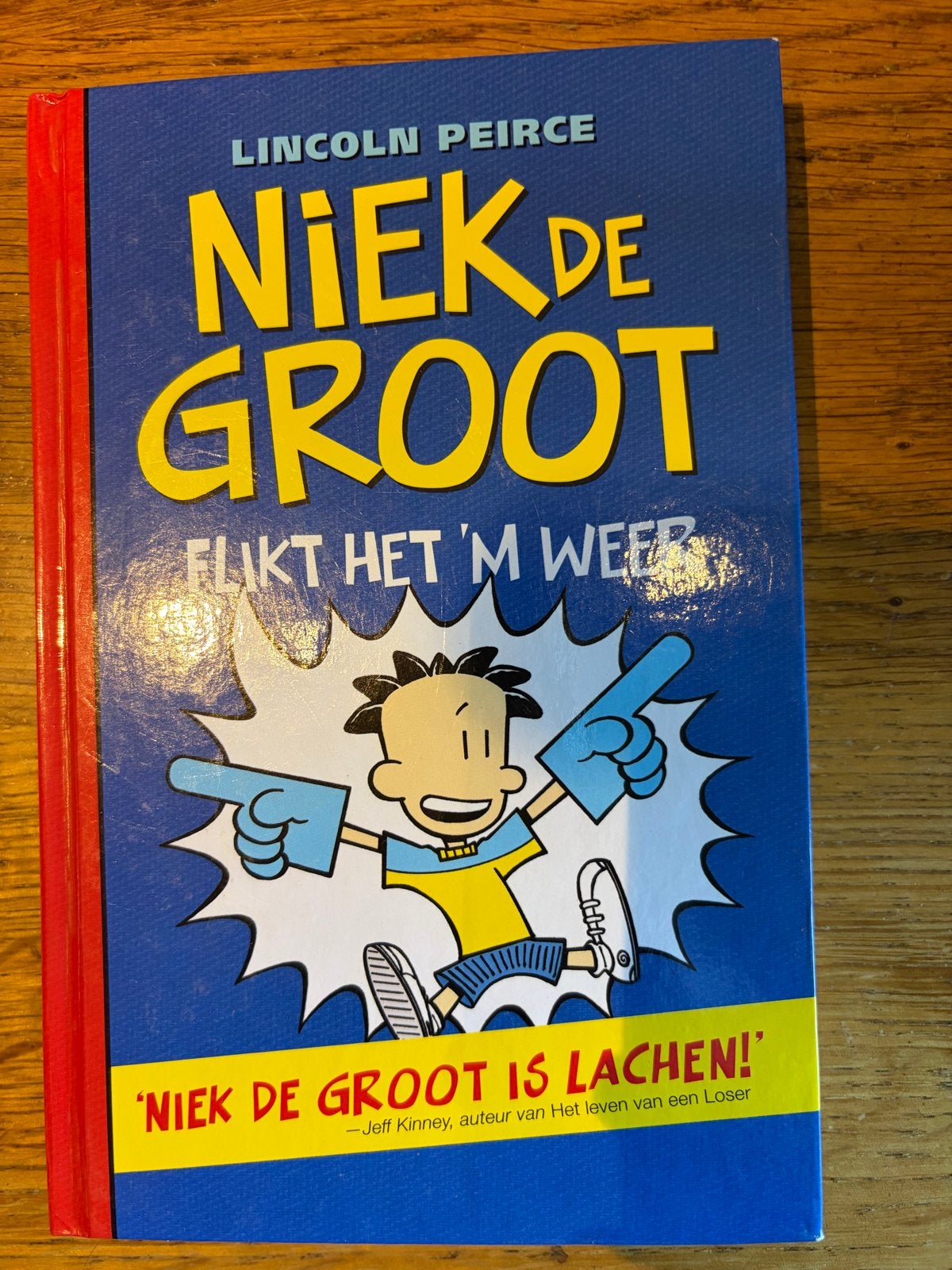 Niek de Groot flikt het 'm weer - Lincoln Peirce, Ophalen of Verzenden, Zo goed als nieuw, Fictie