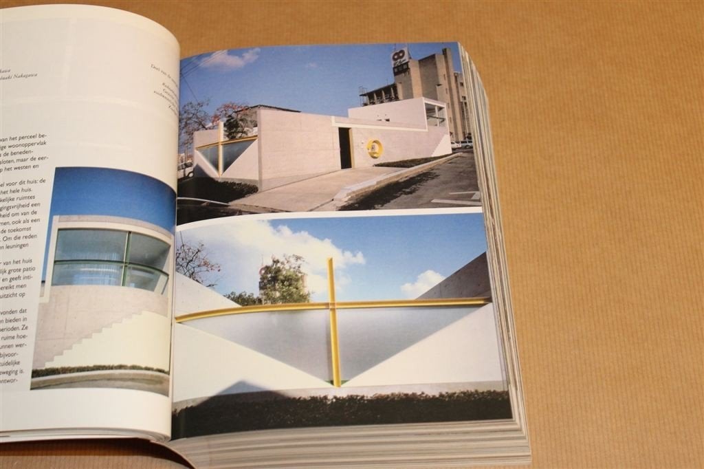 Huizen Wereldwijd — Dik Boek over Moderne Architectuur, Ophalen of Verzenden, Gelezen, Architecten