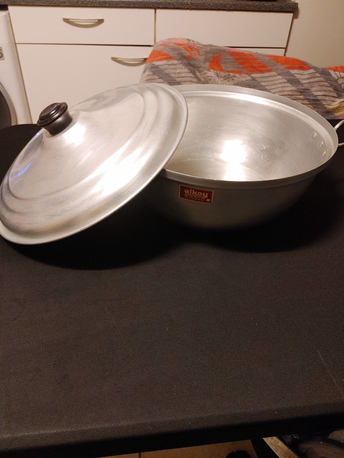 Traditionele aluminium Caldero/ kookpan met deksel, Ophalen of Verzenden, Zo goed als nieuw, Aluminium, Kookpan of Snelkookpan