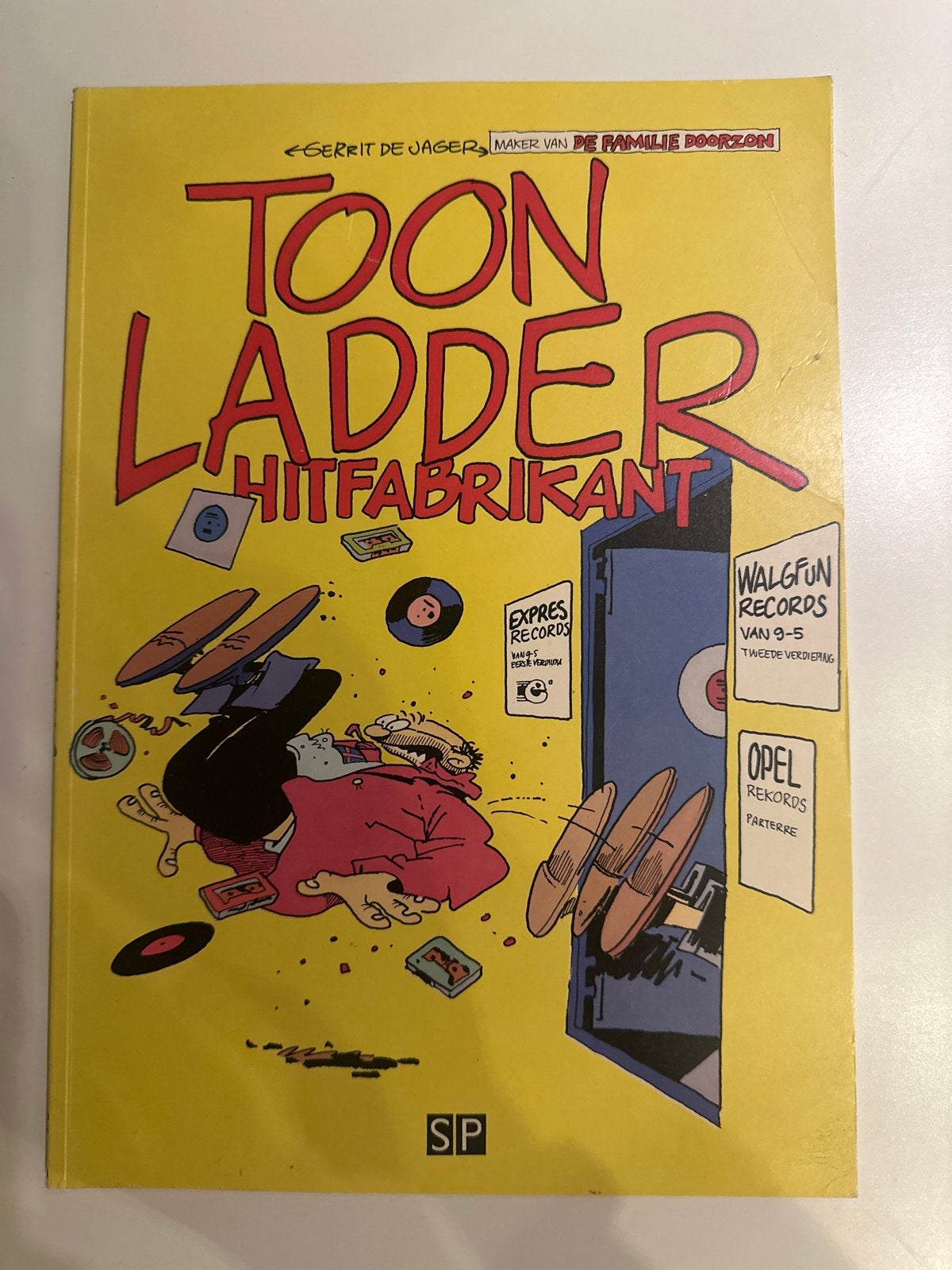 Toon Ladder Hitfabrikant - Gerrit de Jager stripboek, Eén stripboek, Ophalen of Verzenden, Gelezen