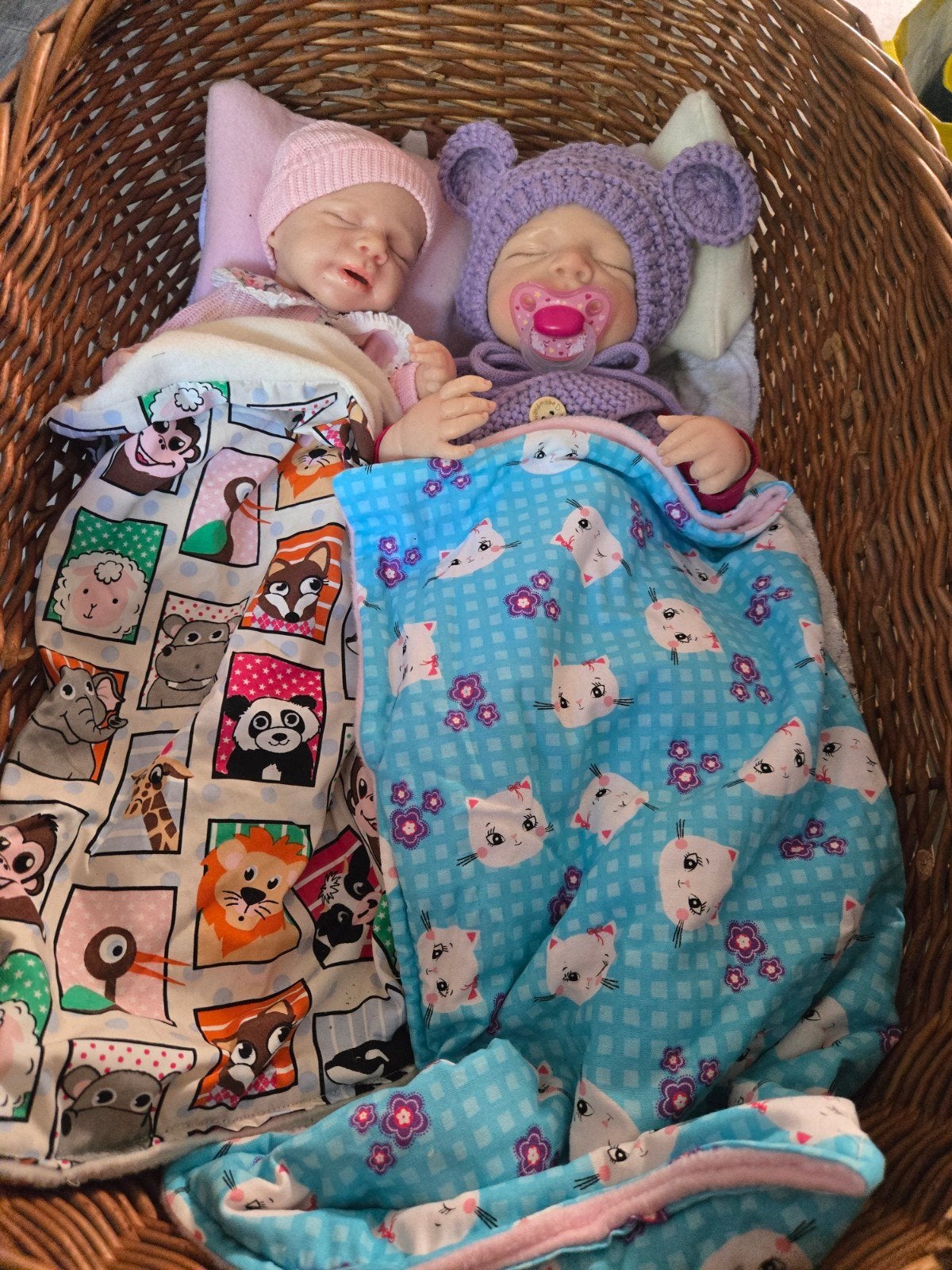 Reborn  silliconen babypoppen met kleding en accessoires, Ophalen, Zo goed als nieuw, Babypop