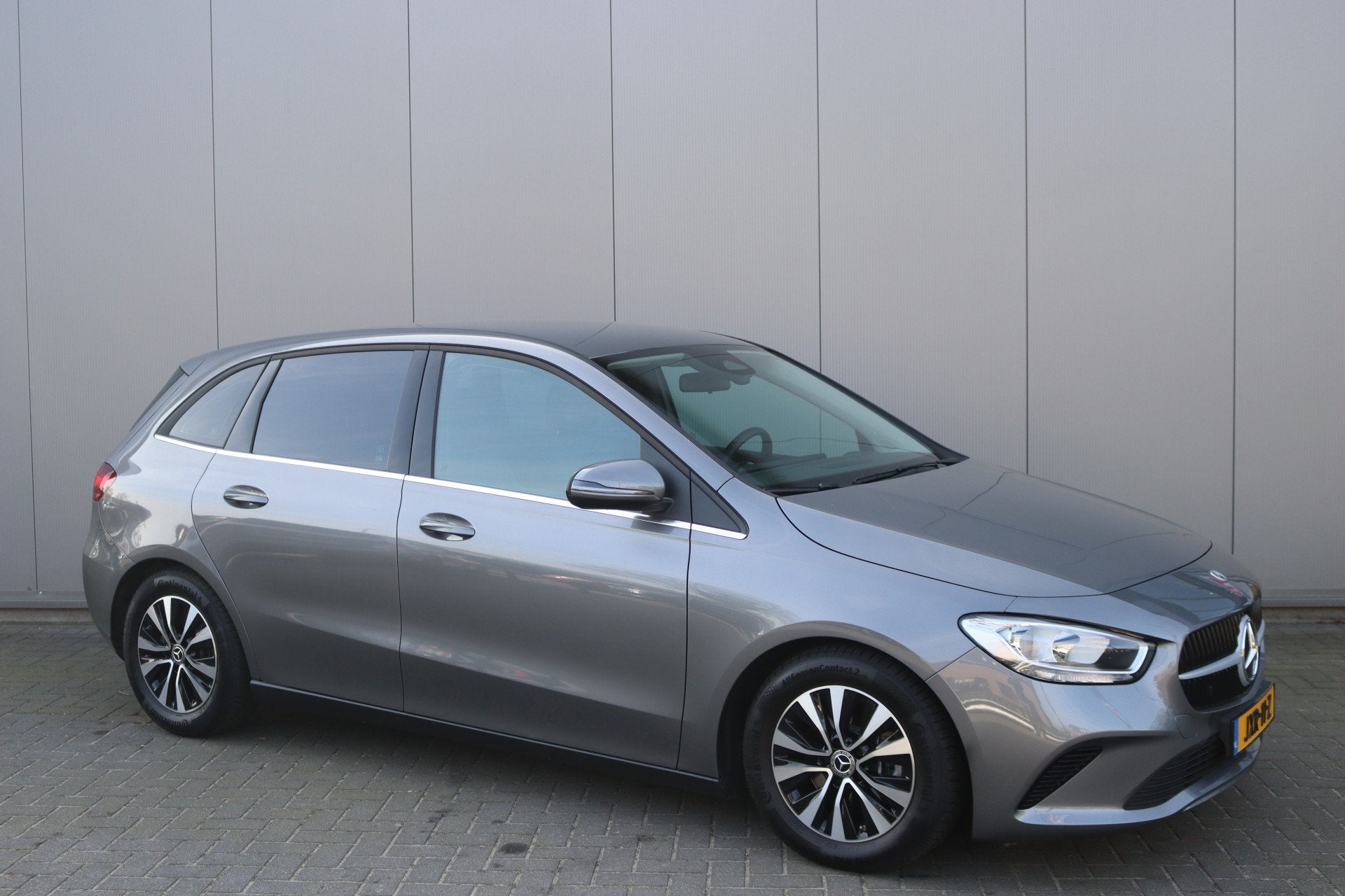 Mercedes-Benz B-Klasse 180 Automaat Mild-Hybrid Business Nav, Auto's, Mercedes-Benz, Gebruikt, Euro 6, 4 cilinders, Leder en Stof