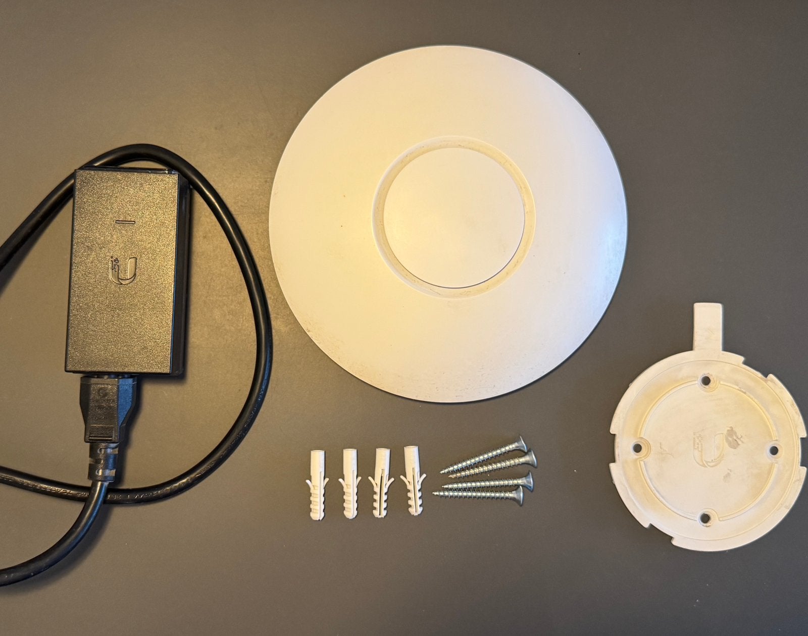 Ubiquity UniFi AP AC LITE incl PoE injector, Computers en Software, Accesspoints, Ophalen of Verzenden, Gebruikt