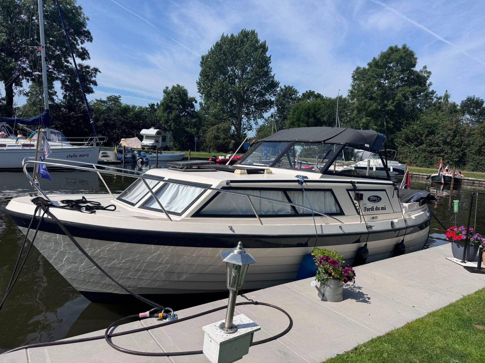 Nette Polar 770 met zonnepaneel en recente kuiptent, Ophalen, Gebruikt, Polaris, Zonnepaneel