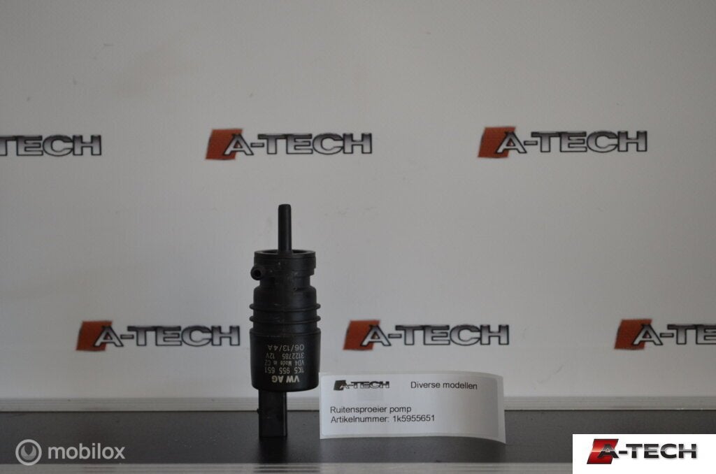 Ruitensproeierpomp Audi A3 8V A4 A5 B9 ('13-'18) 1k5955651, Gebruikt, Ophalen of Verzenden, BMW, BMW