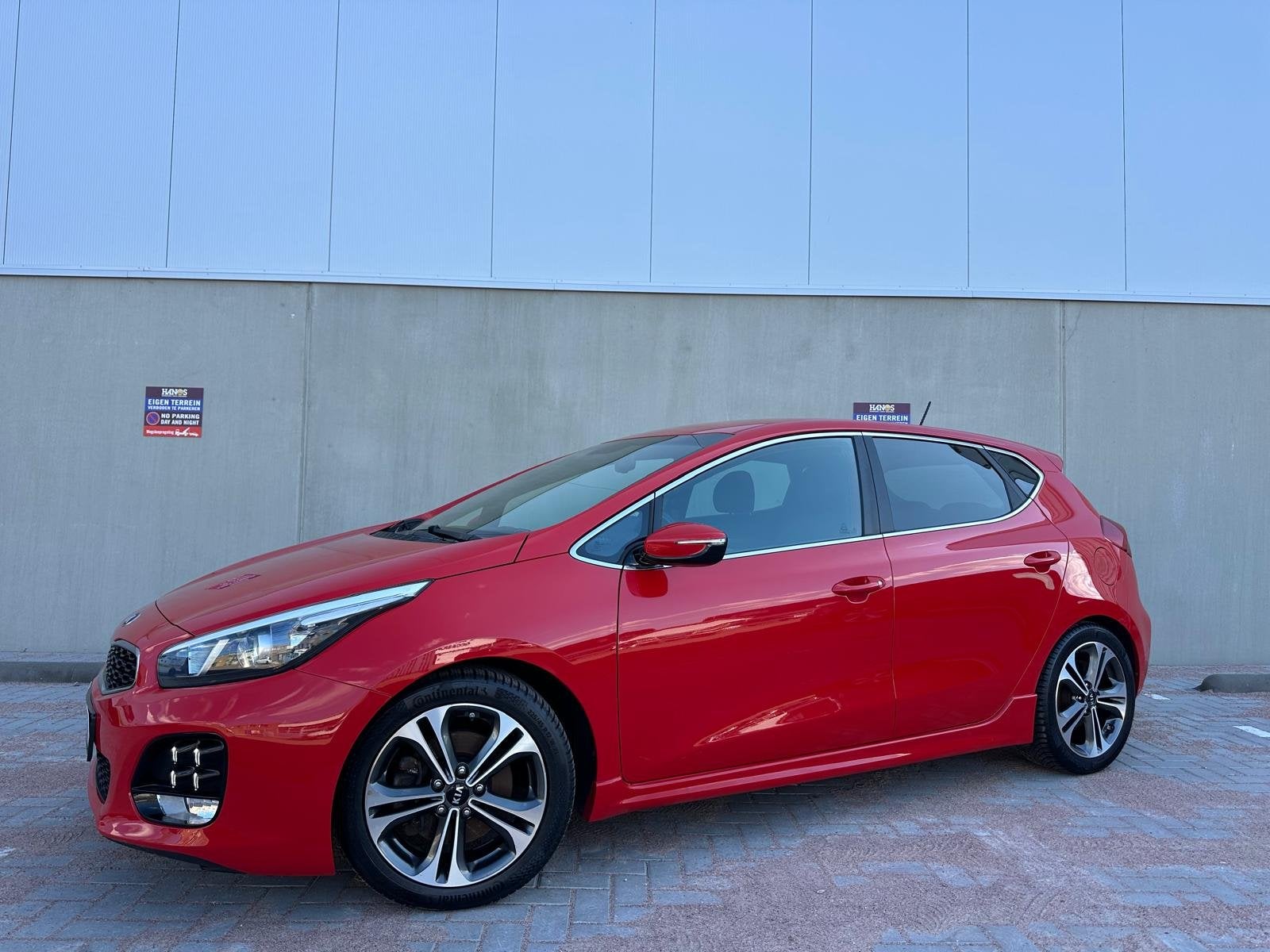 Kia cee'd 1.0 T-GDi GT-Line Climate C, Cruise C, Camera, Nav, Voorwielaandrijving, Stof, Gebruikt, Zwart