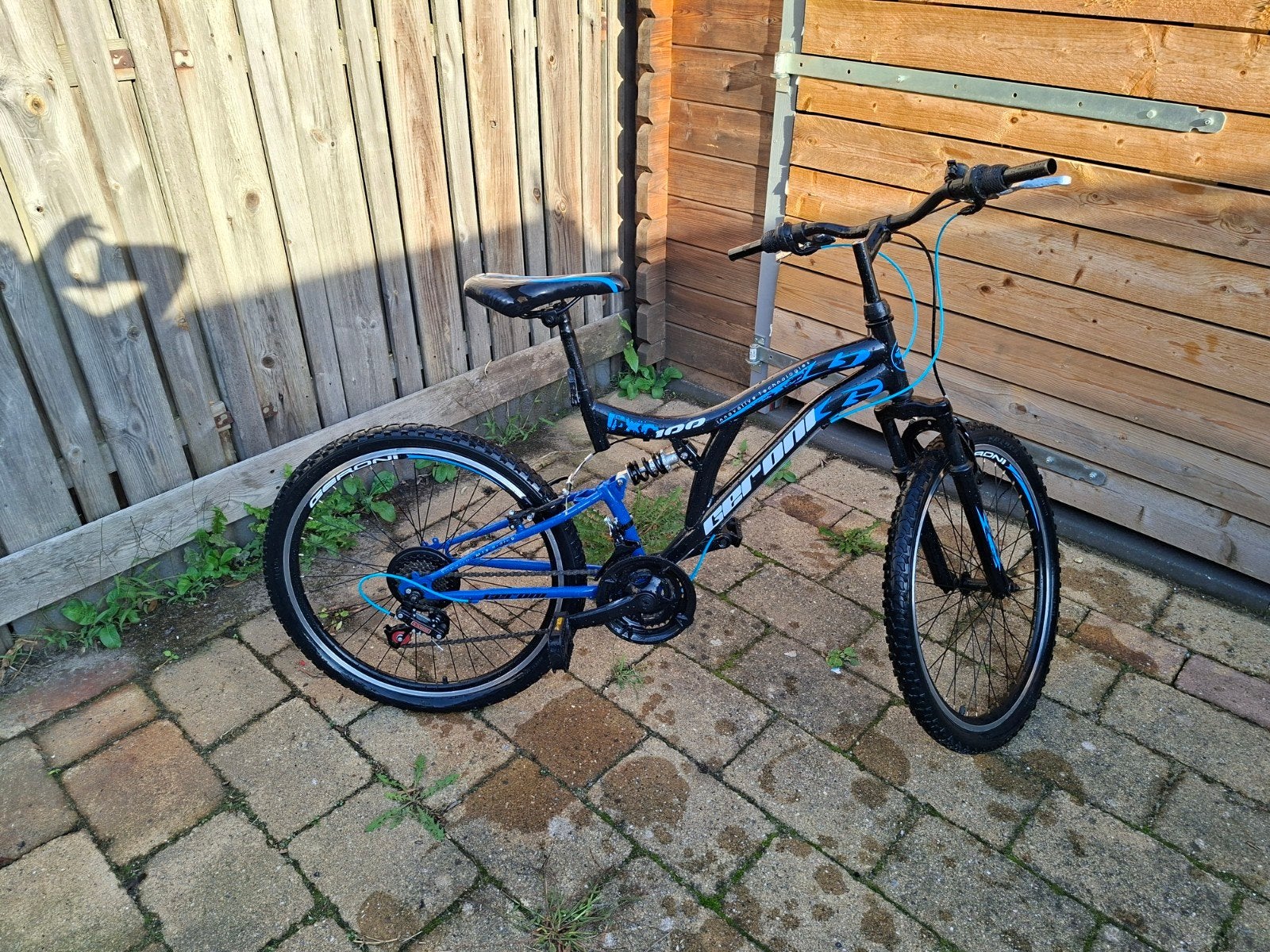 Mountainbike 24 inch - Volledig geveerd